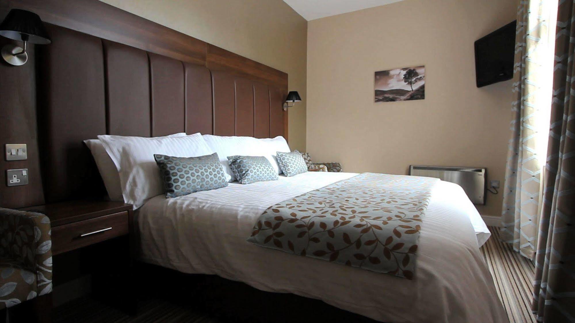 Twin Oaks Hotel Chesterfield Kültér fotó